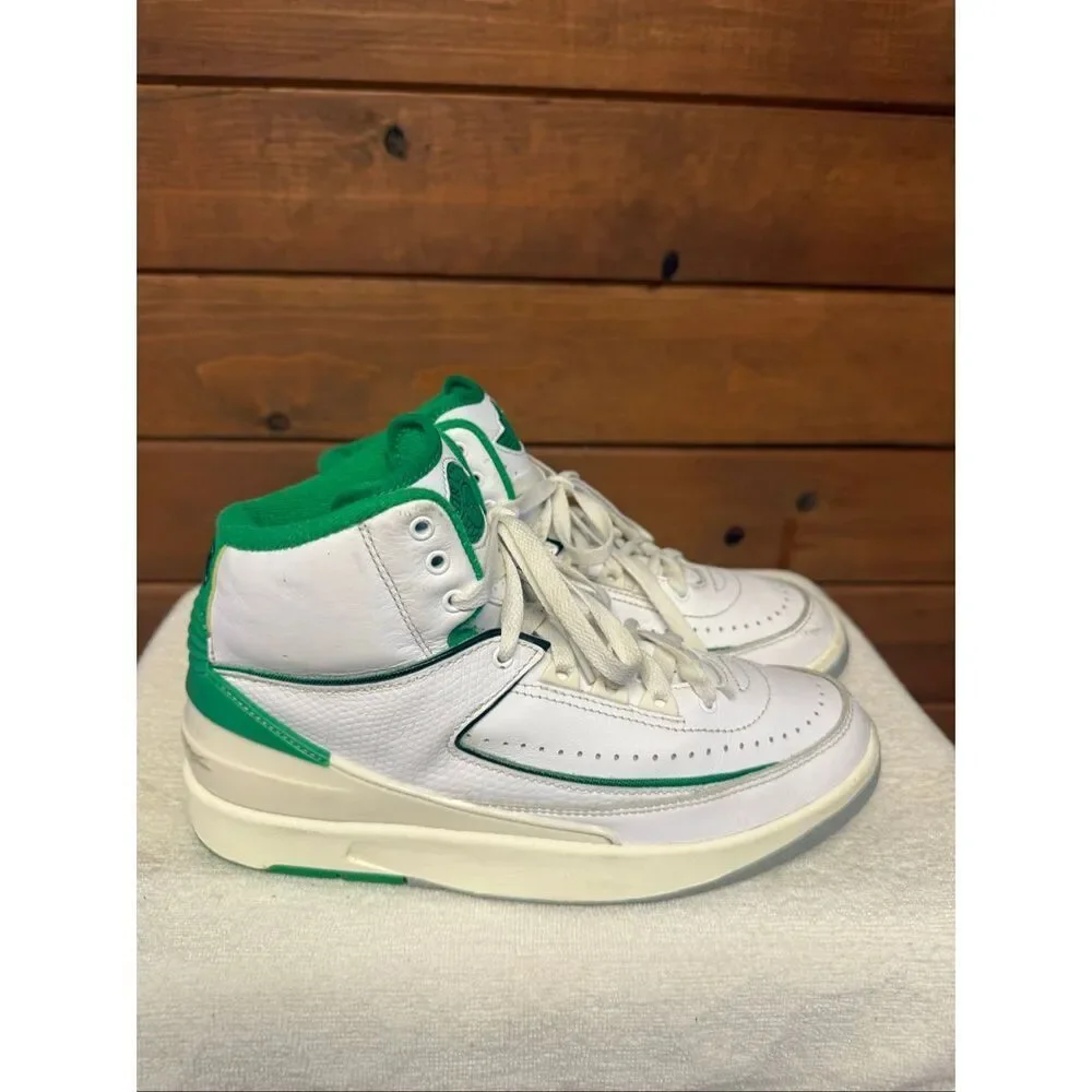 Nike Air Jordan 2 Retro 